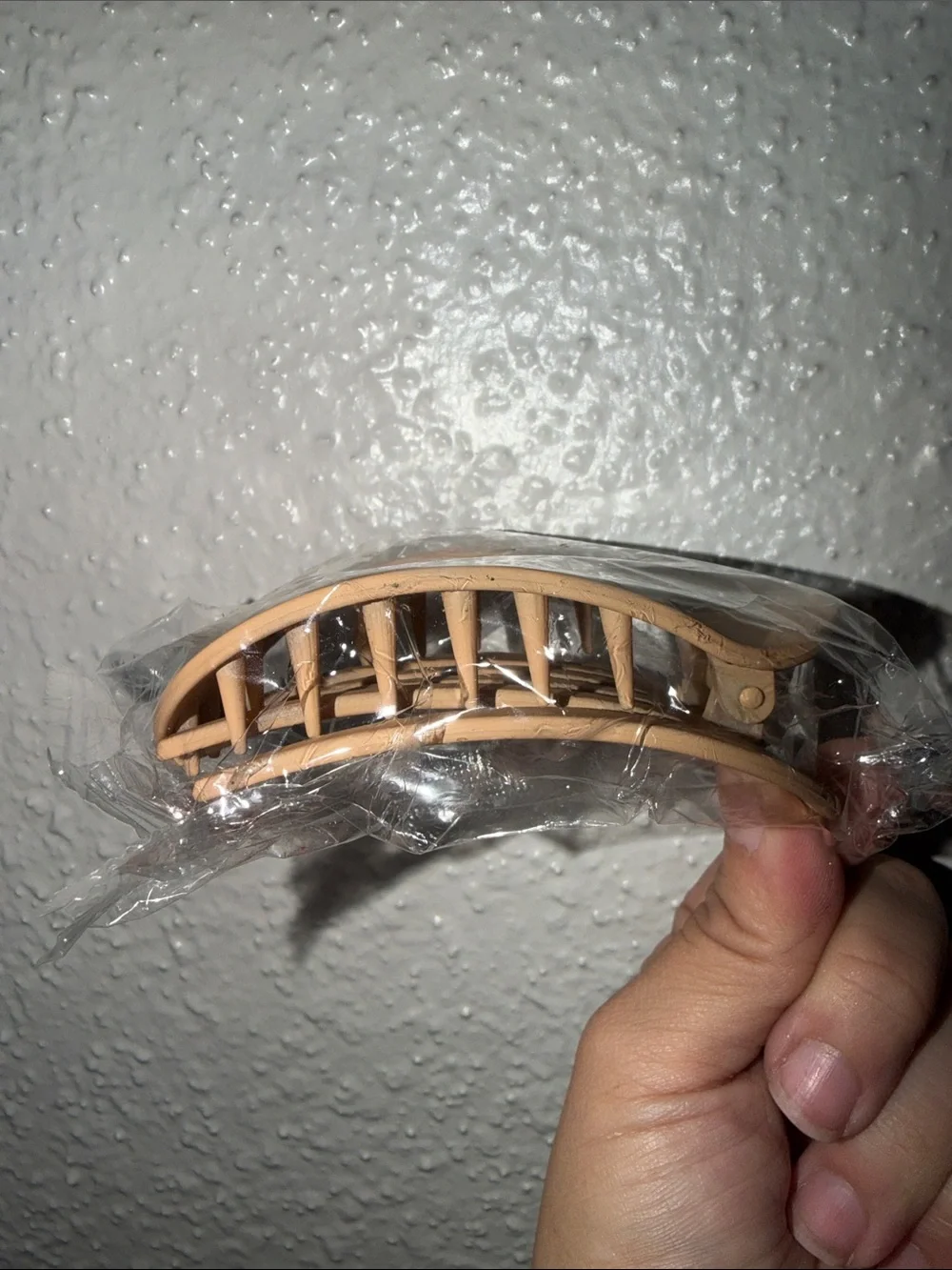 Beige Women's Hair Clip Accessory for Improved Airflow